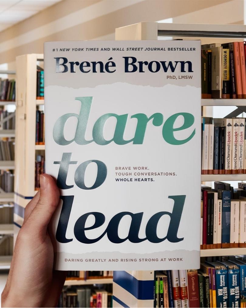 Cover of the book Dare to Lead by Brené Brown