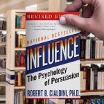 Book cover of Influence: The Psychology of Persuasion by Robert B. Cialdini.